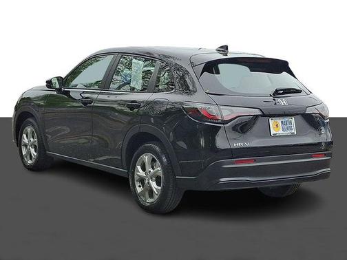 Crystal Black Pearl 2023 Honda HR-V LX
