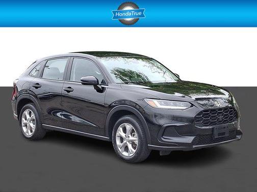 Crystal Black Pearl 2023 Honda HR-V LX