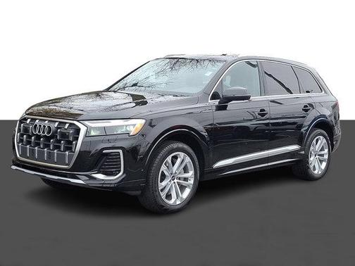 2025 Audi Q7 45 Premium
