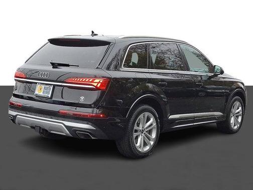 2025 Audi Q7 45 Premium
