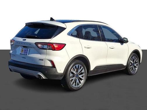 2020 Ford Escape Titanium