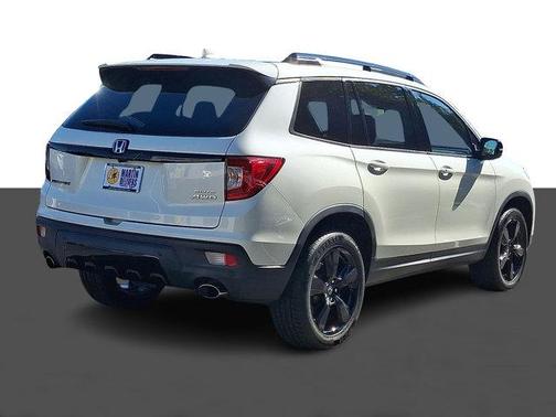 2019 Honda Passport Elite