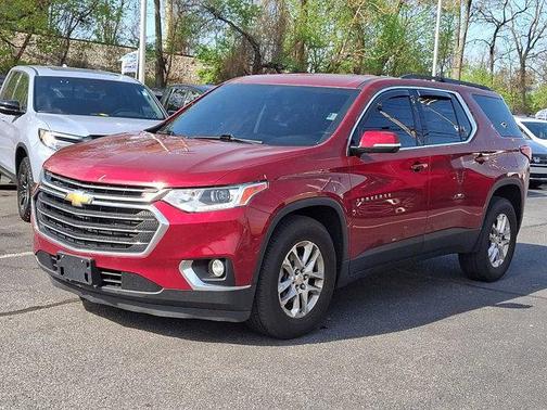 Cajun Red Tintcoat 2019 Chevrolet Traverse LT Cloth