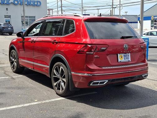 Red Metallic 2024 Volkswagen Tiguan 2.0T SEL R-Line 4MOTION