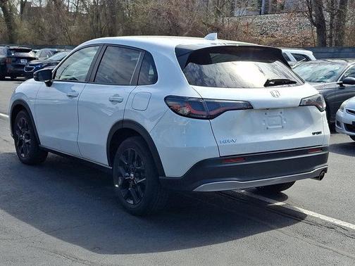 Platinum White Pearl 2024 Honda HR-V AWD Sport