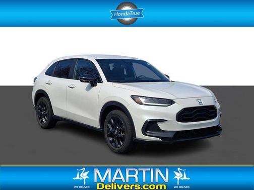 Platinum White Pearl 2024 Honda HR-V AWD Sport