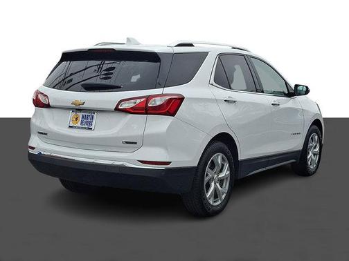 Summit White 2018 Chevrolet Equinox Premier