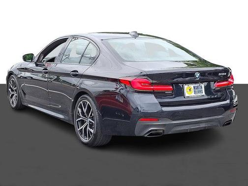 2022 BMW 530 i