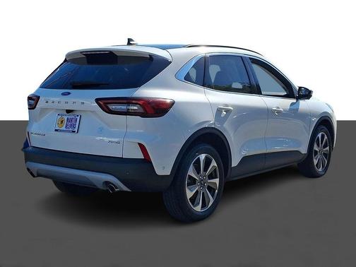 Star White Metallic Tri-Coat 2023 Ford Escape Platinum
