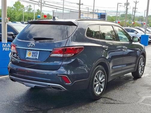 2017 Hyundai SANTA FE SE