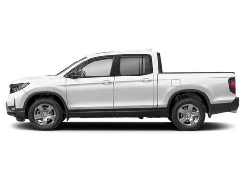 Platinum White Pearl 2026 Honda Ridgeline TrailSport+