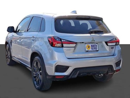 2023 Mitsubishi Outlander Sport 2.0 LE