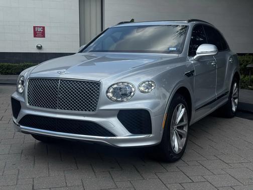 2023 Bentley Bentayga V8
