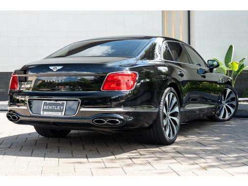 2021 Bentley Flying Spur V8