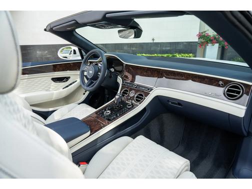 2025 Bentley Continental GT Speed V8 Hybrid