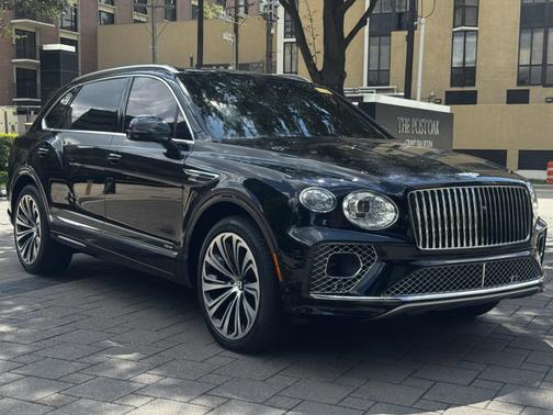 2023 Bentley Bentayga EWB Azure V8