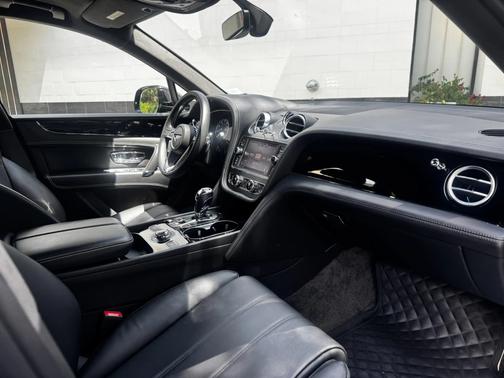 2019 Bentley Bentayga V8