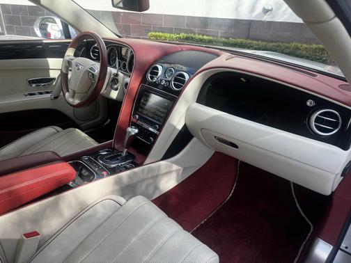 2016 Bentley Flying Spur V8