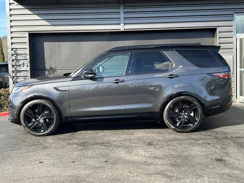 2025 Land Rover Discovery P360 Dynamic SE