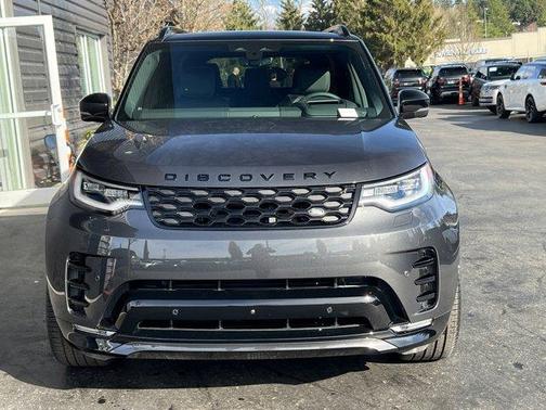2025 Land Rover Discovery P360 Dynamic SE