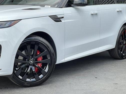 2025 Land Rover Range Rover Sport P400 Dynamic SE