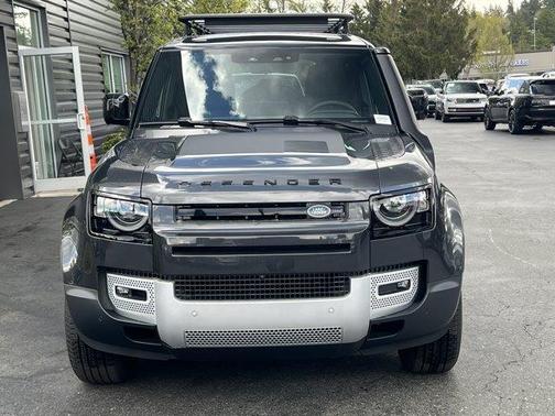 2025 Land Rover Defender P300