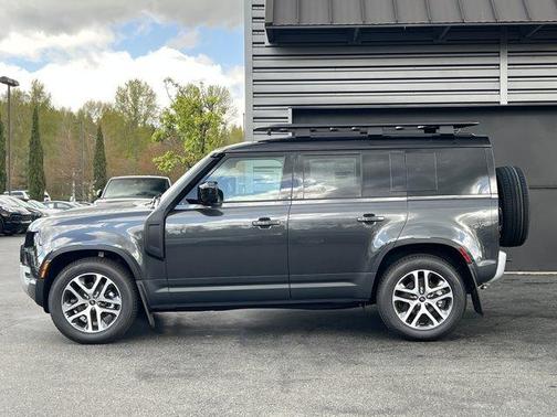 2025 Land Rover Defender P300