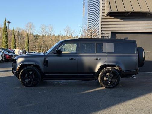 2026 Land Rover Defender P500 V8