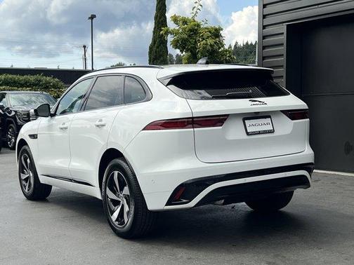2025 Jaguar F-PACE P250 R-Dynamic S
