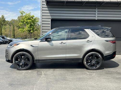 2025 Land Rover Discovery P360 Metropolitan Edition