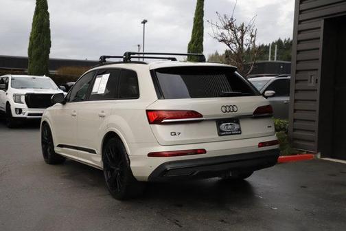 2021 Audi Q7 55 Prestige