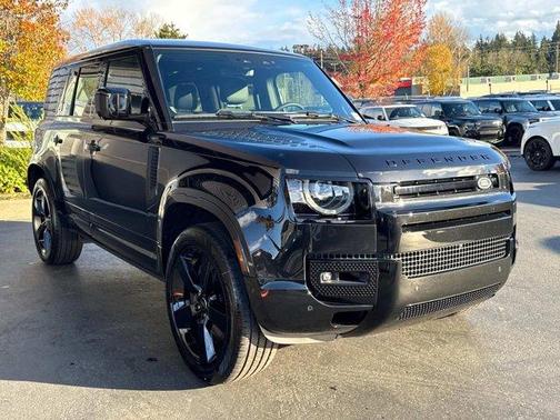 2025 Land Rover Defender P500 X-Dynamic SE