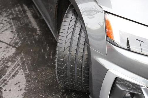 Daytona Gray Pearl Effect w/ Black Roof 2024 Audi S5 3.0T Premium