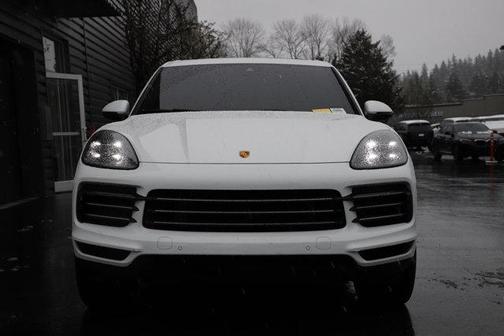 2023 Porsche Cayenne Platinum Edition