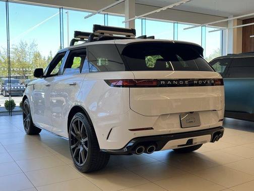 2025 Land Rover Range Rover Sport P635 SV Edition Two