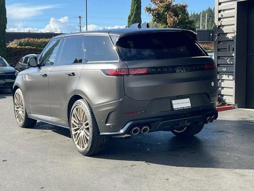 2025 Land Rover Range Rover Sport P635 SV Edition Two