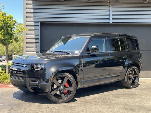 2025 Land Rover Defender P400 X
