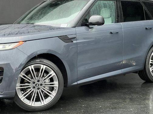 2025 Land Rover Range Rover Sport P460 Dynamic SE