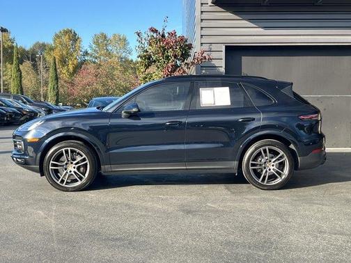 2022 Porsche Cayenne Platinum Edition