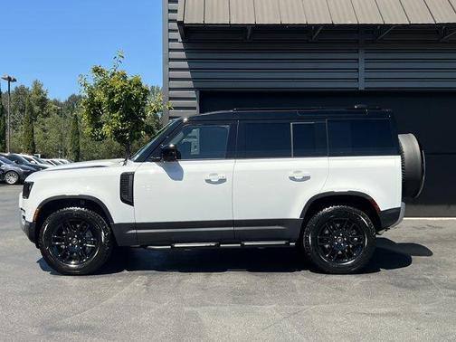 2025 Land Rover Defender P300