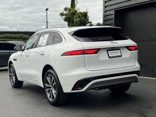 2024 Jaguar F-PACE P250 R-Dynamic S