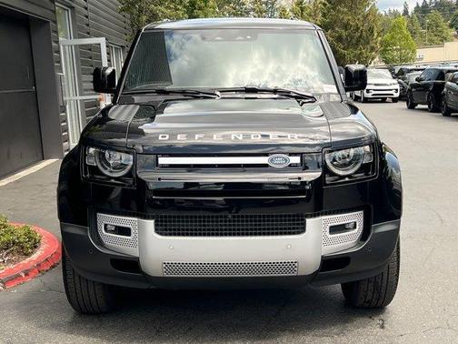 2025 Land Rover Defender P300