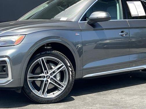 2024 Audi Q5 e 55 S line quattro Premium