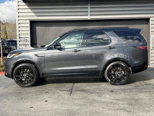 2025 Land Rover Discovery P360 Dynamic SE