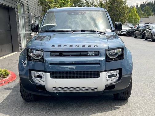2025 Land Rover Defender P300