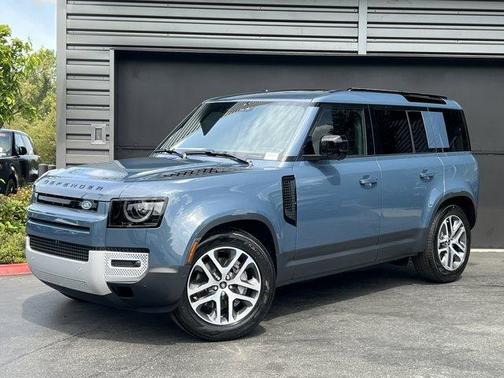 2025 Land Rover Defender P300