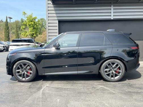 2025 Land Rover Range Rover Sport P530 Dynamic SE