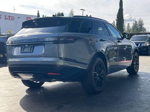 2025 Land Rover Range Rover Velar P250 Dynamic SE