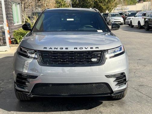 2025 Land Rover Range Rover Velar P250 Dynamic SE