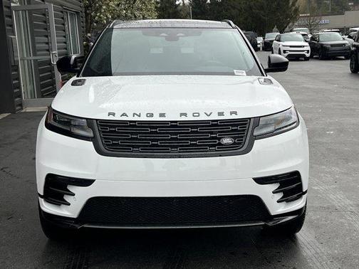 2026 Land Rover Range Rover Velar Dynamic SE